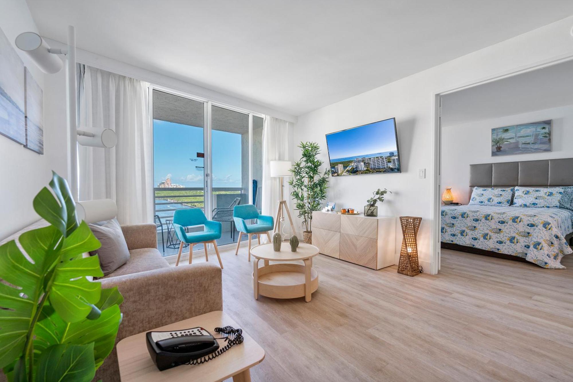 Avi Lux Stay Fort Lauderdale Exterior photo